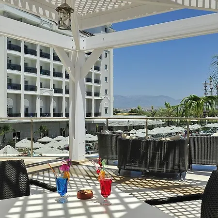 Lake & River Side Hotel & Spa-2